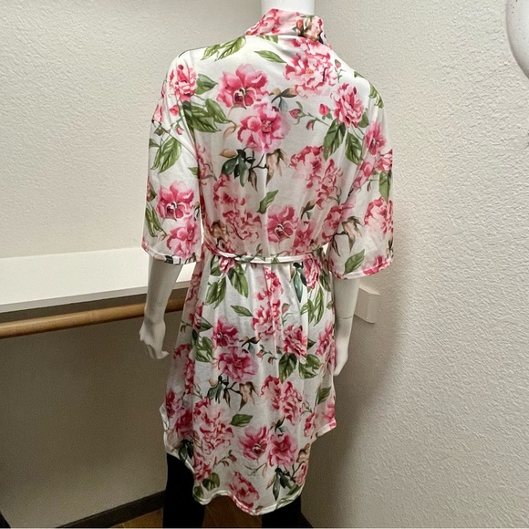 🆕 Show Me Your MuMu Garden of Blooms Brie Robe Sz O/S - Picture 5 of 9